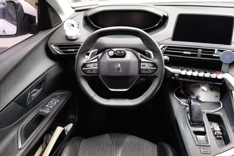 Used Peugeot 4008 2017 350THP Elite Edition Steering Wheel