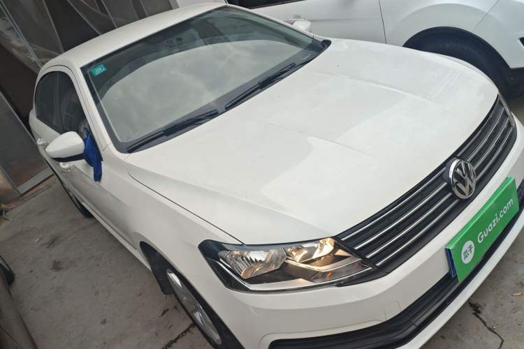 Used Volkswagen Lavida 2015 1.6L Automatic Fashion Edition
