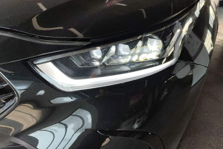 Used Toyota Crown Kluger 2026 Model 2.5L HEV Two-Wheel-Drive Luxury Edition