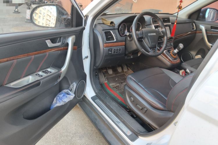 Used Haval H6 2017 Red-Label Sport Edition 1.5T Manual Two-Wheel Drive Elite Model