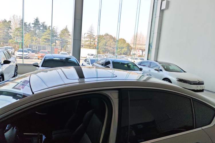 Used Citroen C5 2017 350THP Automatic Luxury Model Roof