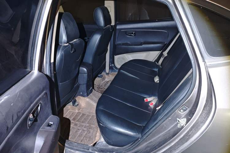 Used Hyundai Celesta 2011 1.6L Manual Luxury Model
