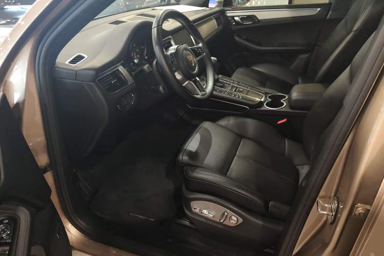 Used Porsche Macan 2017 Macan 2.0T

