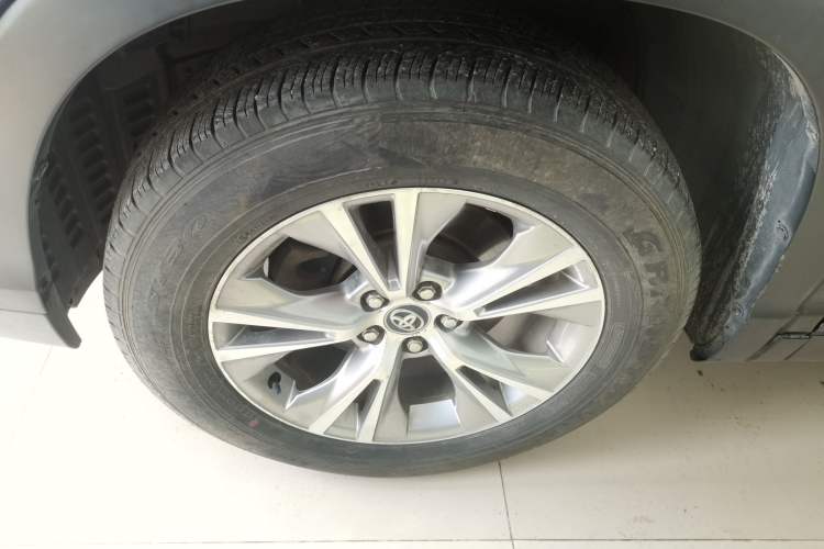 Used Toyota Highlander 2017 2.0T Four-Wheel Drive Elite Edition 7-Seater
