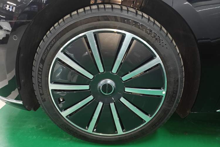 Used Hima Stelato S9 2024 All-Electric Ultra Four-Wheel-Drive Flagship Edition
