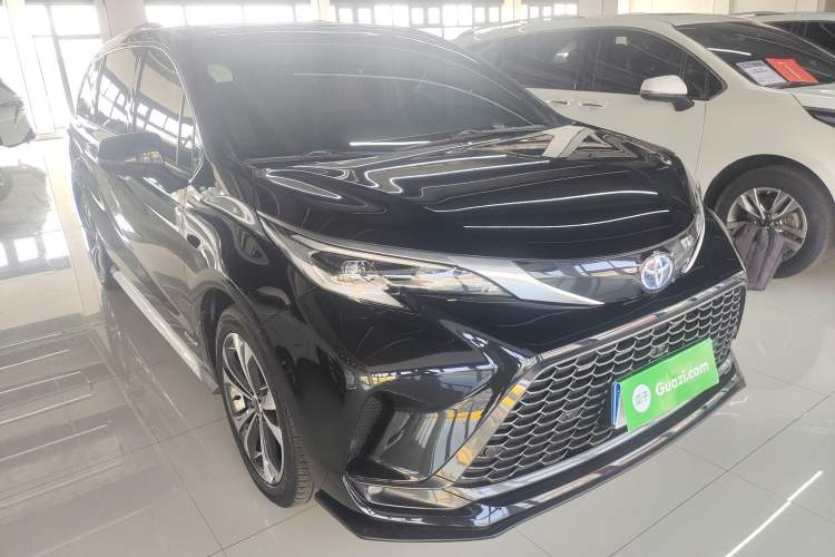 Used Toyota Granvia 2023 2.5L Hybrid Prestige PLUS Edition Front Right 45 Deg