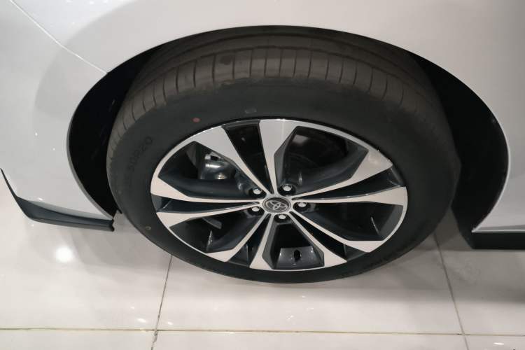 Used Toyota Granvia 2024 2.5L Hybrid Prestige PLUS Edition
