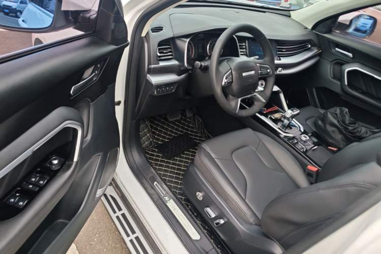 Used Haval H6 2017 Blue Label 2.0T Automatic Two-Wheel Drive Smart Edition