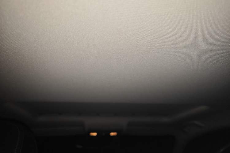 Used Volkswagen Bora 2016 1.6L Automatic Comfort Model Headliner