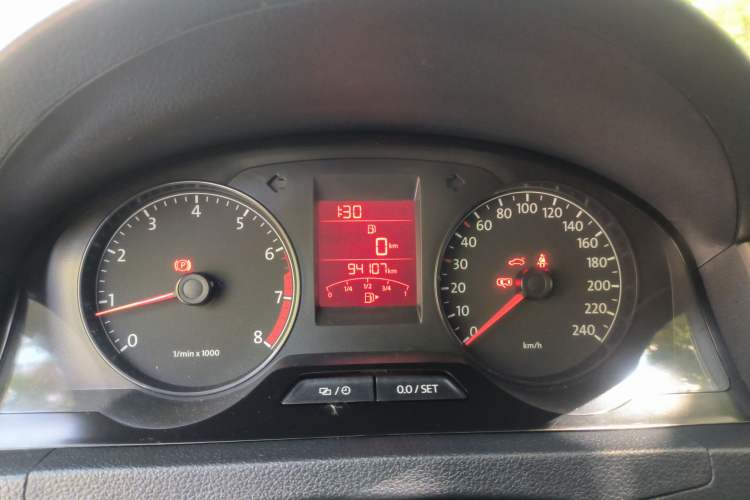 Used Volkswagen Santana 2015 1.6L Manual Comfort Edition Instrument Cluster