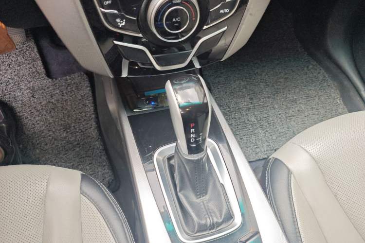 Used Luxgen U6 SUV 2014 1.8T Fashion Edition