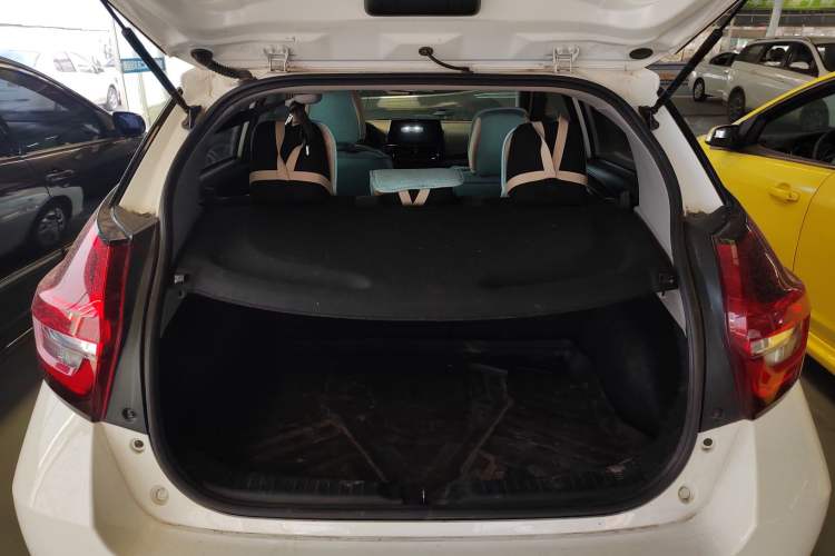 Used Toyota Vios FS 2021 1.5L CVT Fengchi Edition Trunk