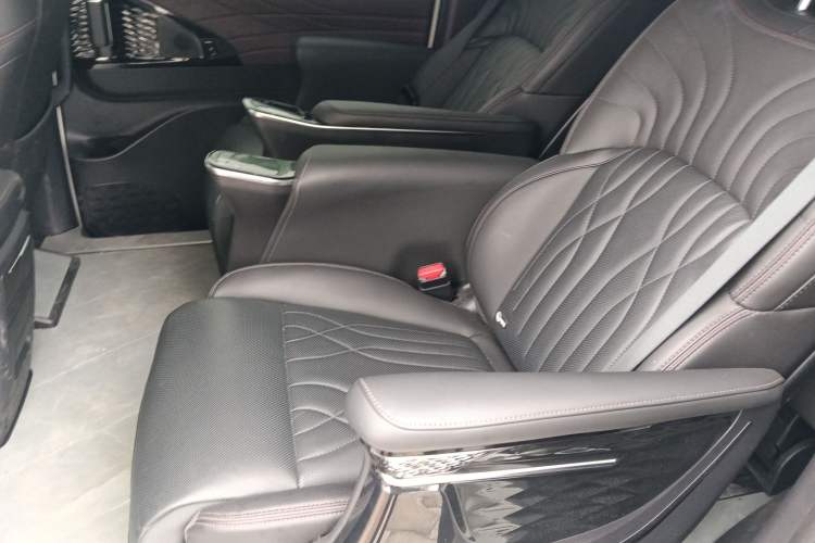 Used GAC Trumpchi M8 2024 Master Series 400T Prestige Edition