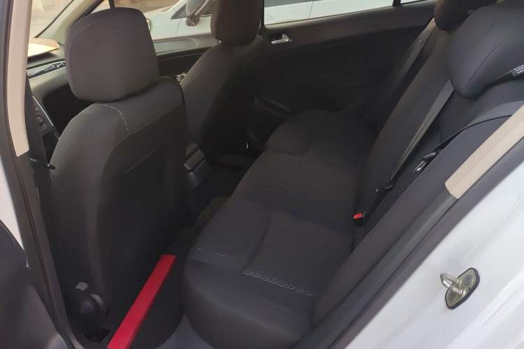 Used Peugeot 308 2014 Enjoy Edition Classic 1.6L Manual YouShang Model Left Rear Seat