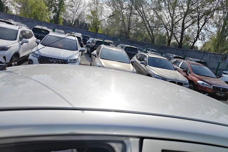 Used Chevrolet Sail 2013 Sedan 1.2L Manual Fashionable Happiness Edition Roof