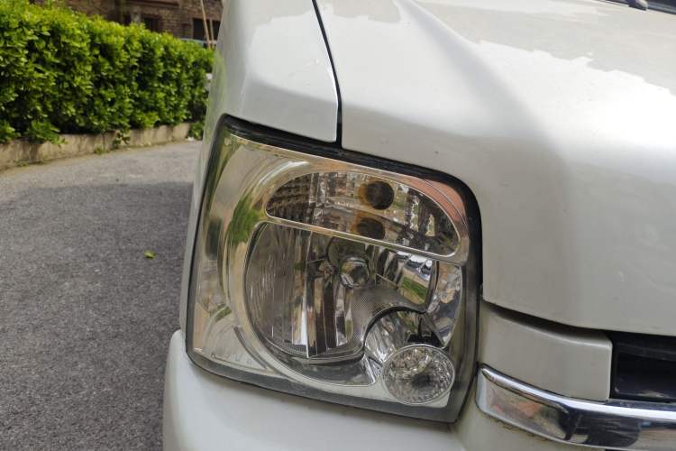 Used Suzuki Wagon R 2016 1.4L Manual Value Model Right Front Headlight