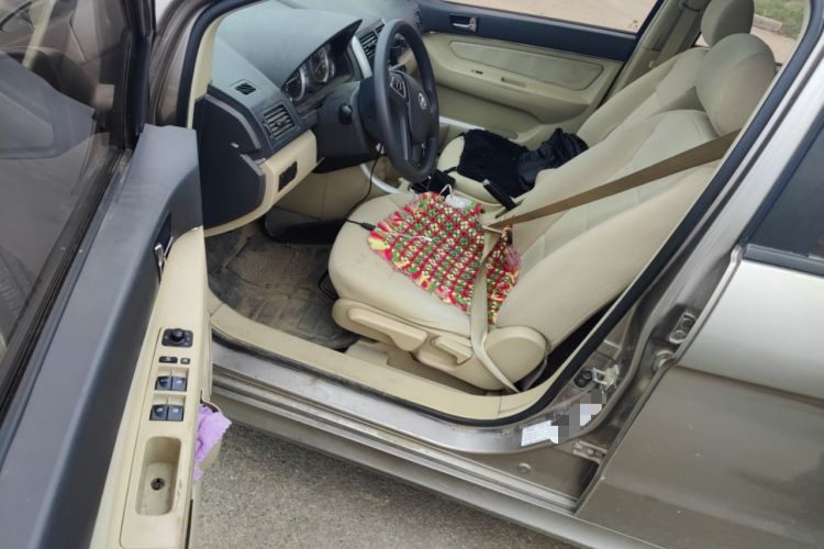 Used BAIC E Series 2012 Hatchback 1.5L Automatic Leshang Version