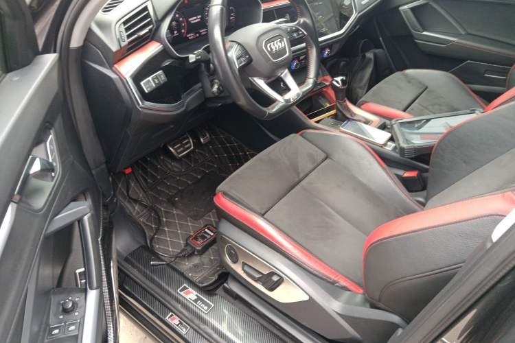 Used Audi Q3 2021 40 TFSI Fashion Dynamic Model