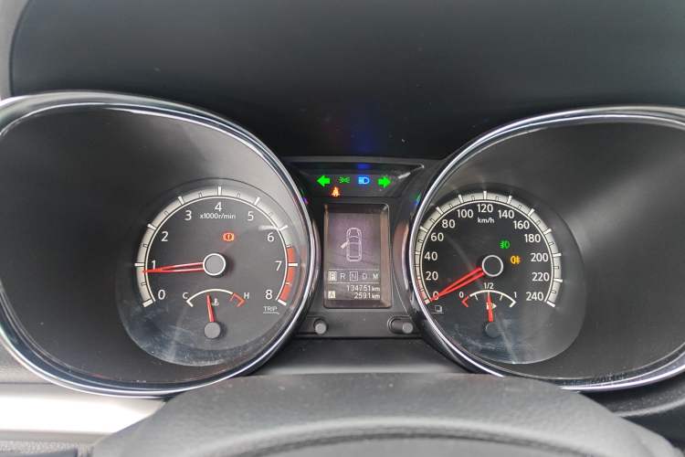 Used Venucia T70 2015 2.0L CVT Smart Edition Instrument Cluster