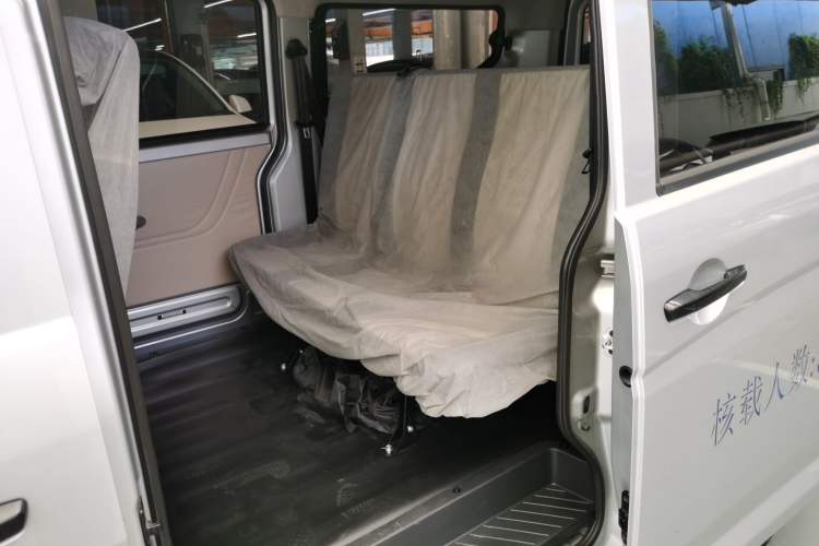 Used Kuayue Kuayue Xing V3 2023 1.3L Gasoline Standard Model 5-Seater Passenger Vehicle
