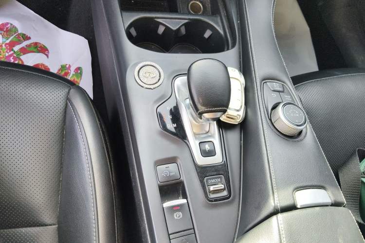 Used Infiniti QX50 2018 2.0T Four-Wheel Drive Elite Edition Gear Lever