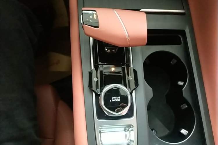 Used CHANGAN CS75 PLUS 2023 3rd Generation 1.5T Automatic Prestige Model Gear Lever