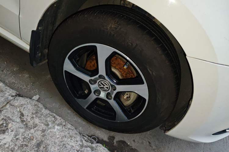 Used Volkswagen Polo 2014 1.4L Manual Fashion Edition
