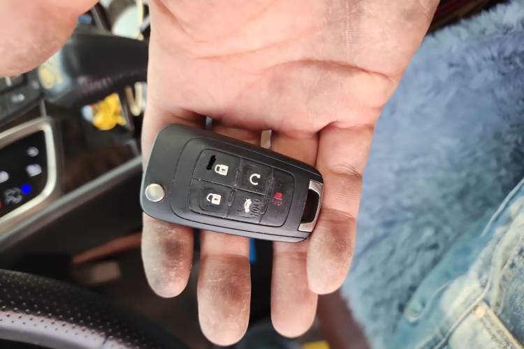 Used Buick LaCrosse 2013 2.4L SIDI Luxury Comfort Edition