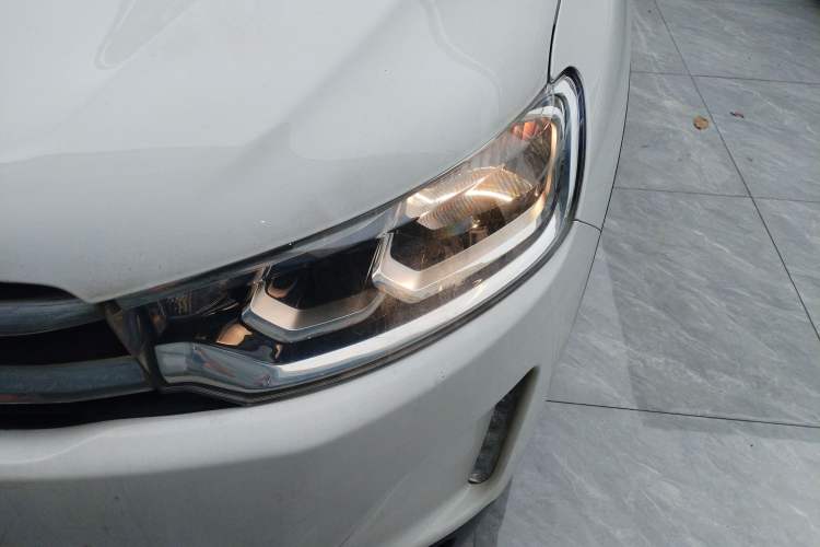 Used Citroen C3-XR 2017 230THP Automatic Pioneer Model Left Front Headlight