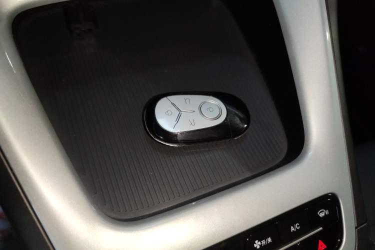 Used Geely Galaxy Geome 2026 Model 310km Youth Edition Vehicle Key