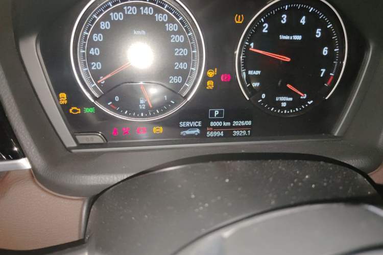 Used BMW X1 2020 sDrive20Li Fashion Model Odometer Close Up