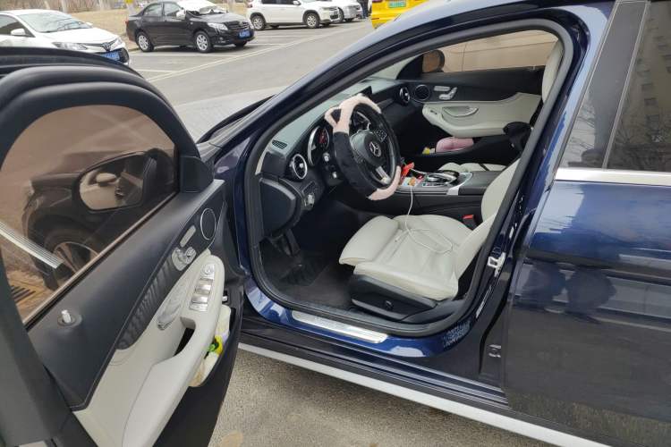 Used Mercedes-Benz C-Class 2015 C 200 L 4MATIC Sport Edition