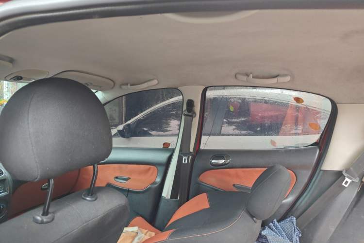 Used Citroen C2 2010 1.4L Manual Comfort Edition Headliner