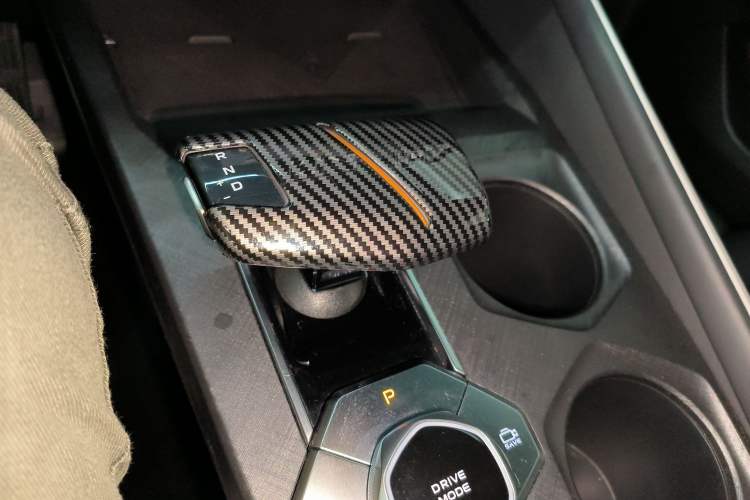 Used CHANGAN UNI-V 2023 1.5T Prestige Model
