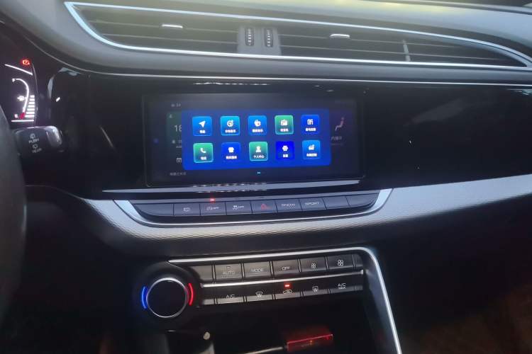 Used Dongfeng Aeolus AX7 2020 1.6T Automatic AI Pioneer Model China VI Standard
