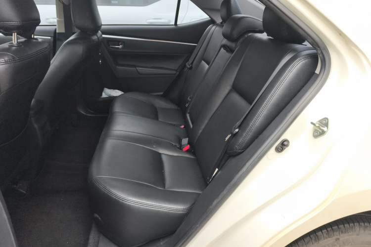 Used Toyota Corolla 2017 Revised Version 1.2T S-CVT GL-i
