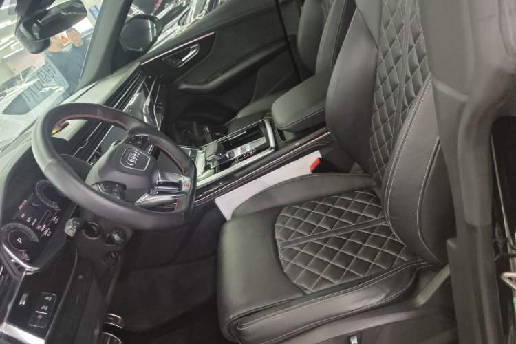 Used Audi Q8 2019 55 TFSI Prestige Dynamic Edition
