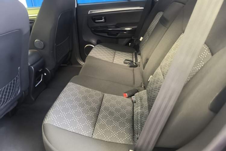 Used Haval H5 Classic 2013 ZhiZun Edition Green Silence 2.0T Manual 4x4 Progressive Model
