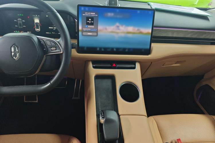 Used Hima AITO M5 2022 Extended-Range Four-Wheel Drive Performance Version Audio And AC Panel