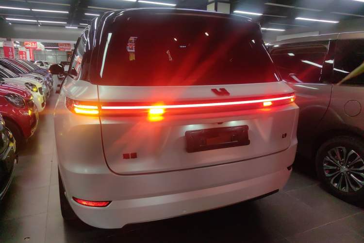 Used Li Auto L9 2022 Max model