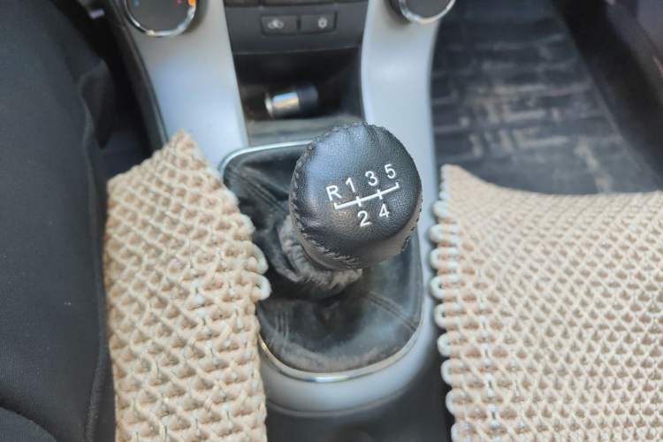 Used Chevrolet Cruze 2009 1.6L SL MT

