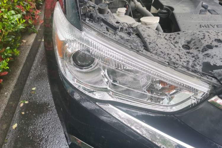 Used Mitsubishi ASX 2016 1.6L Manual Two-Wheel Drive Pioneer Edition
