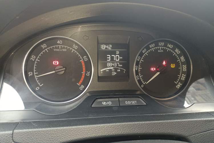 Used Skoda Rapid Spaceback 2016 Revised Version 1.4L Manual Front-Drive Edition