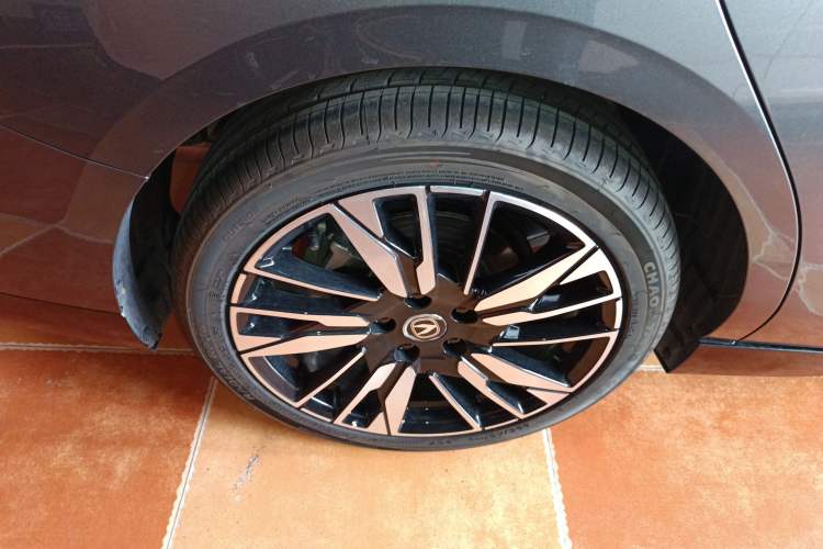 Used Changan Eado 2026 Model, Fourth Generation, 1.5T 500Bar Smart Enjoyment Edition
