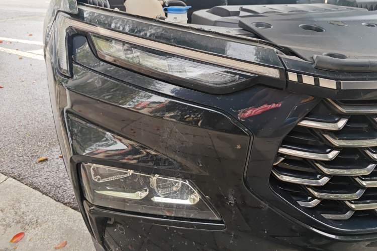 Used Ford Equator Sport 2023 EcoBoost 170 Premier Edition Right Front Headlight