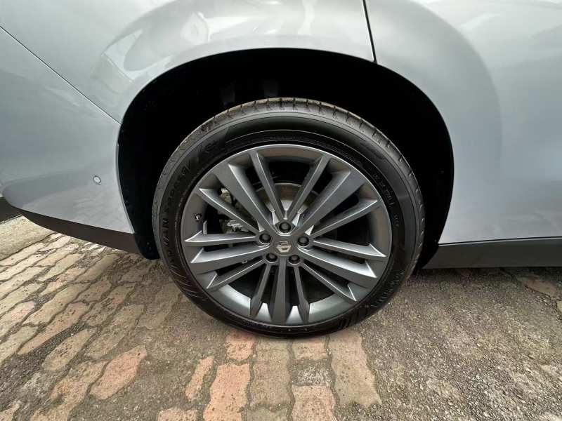 Used Leapmotor C16 2026 Extended-Range 280 LiDAR Zhizun Edition 6 Seats — 25