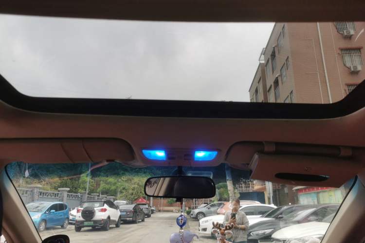 Used Honda Crider 2015 1.8L Automatic Ultra-Configured Limited Edition Headliner