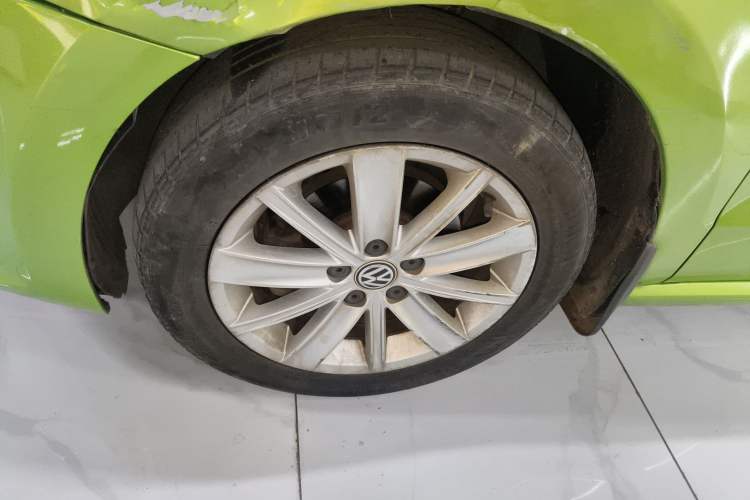 Used Volkswagen Polo 2014 1.6L Manual Comfort Edition
