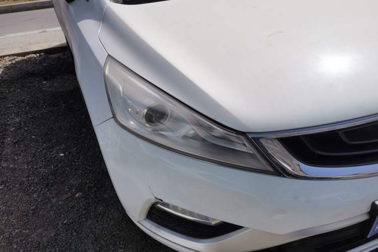 Used Geely Auto Emgrand GS 2016 Elegant Edition 1.8L Manual LingShang Model Right Front Headlight