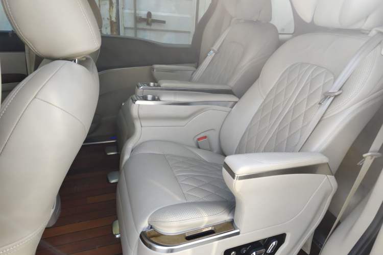 Used Buick GL8 2018 28T Comfort Model China VI Standard